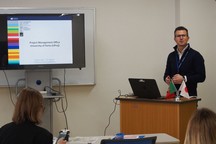Presentation by a Participant at the Faculty of Economics