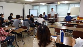 長崎市役所で市政について勉強