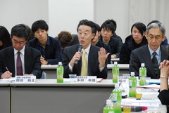 多田幸雄氏 (中央)