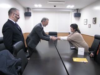 リエゾン機構にて学術交流協定に関する打ち合わせ