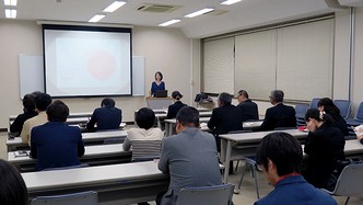 山口准教授の講座風景