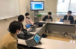 第5回班別アイディアソン風景 「長崎を元気にするIT」班